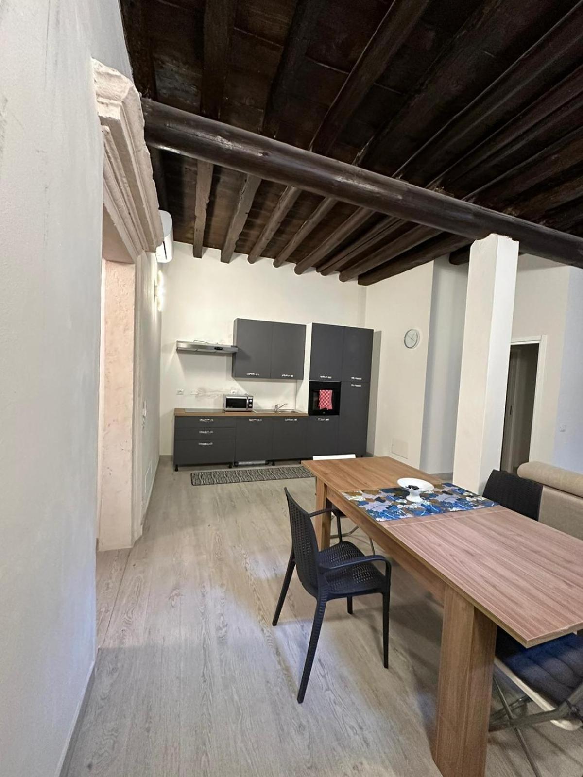 Al Campanile Apartamento Verona